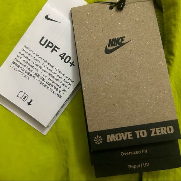 Nike Tech Men's Repellent Jacket Bright Cactus Green Size XL FZ0714-357 - Picture 3 of 8